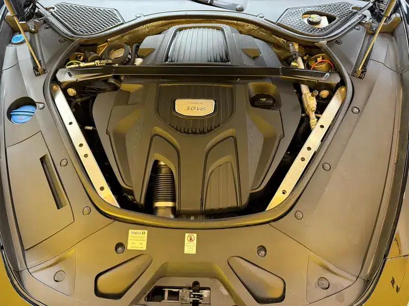 2017 Panamera 4 Executive Long Wheelbase 3.0T — миниатюра 10