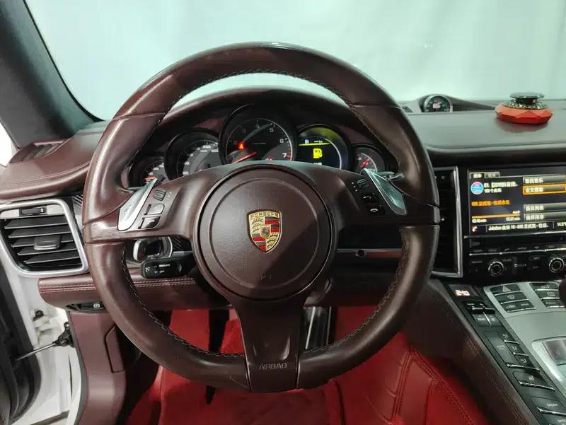 2014 Panamera 4 3.0T — миниатюра 16