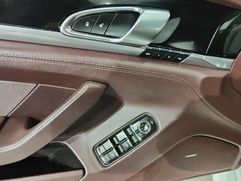 2014 Panamera 4 3.0T — миниатюра 20