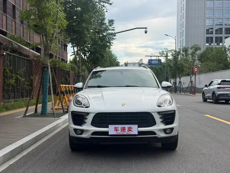2016 Macan 2.0T — миниатюра 2