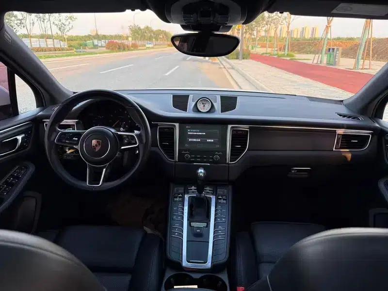 2017 Macan 2.0T — миниатюра 7