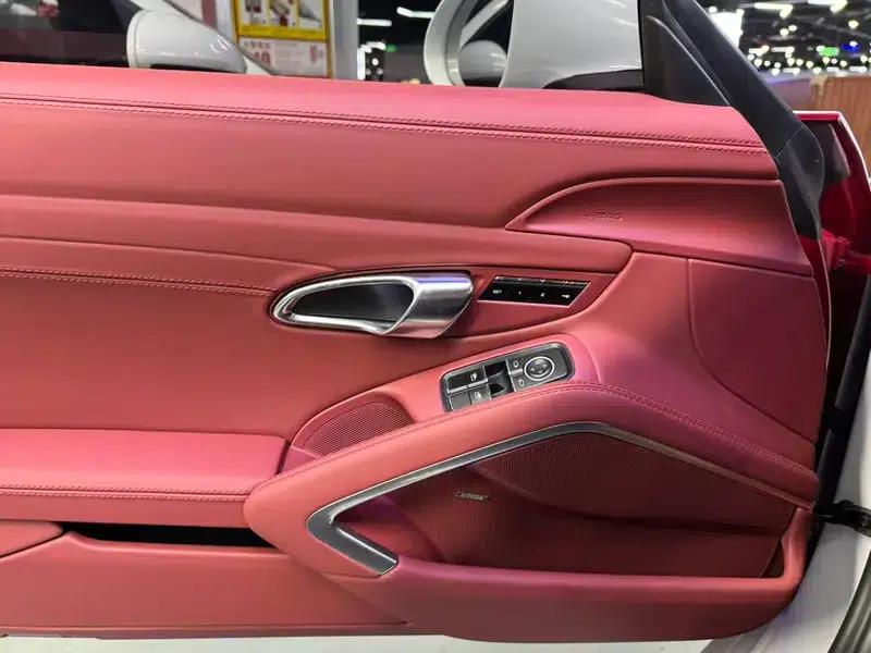 2020 Porsche 718 Boxster 2.0T — миниатюра 9