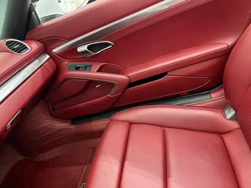 2020 Porsche 718 Boxster 2.0T — миниатюра 10