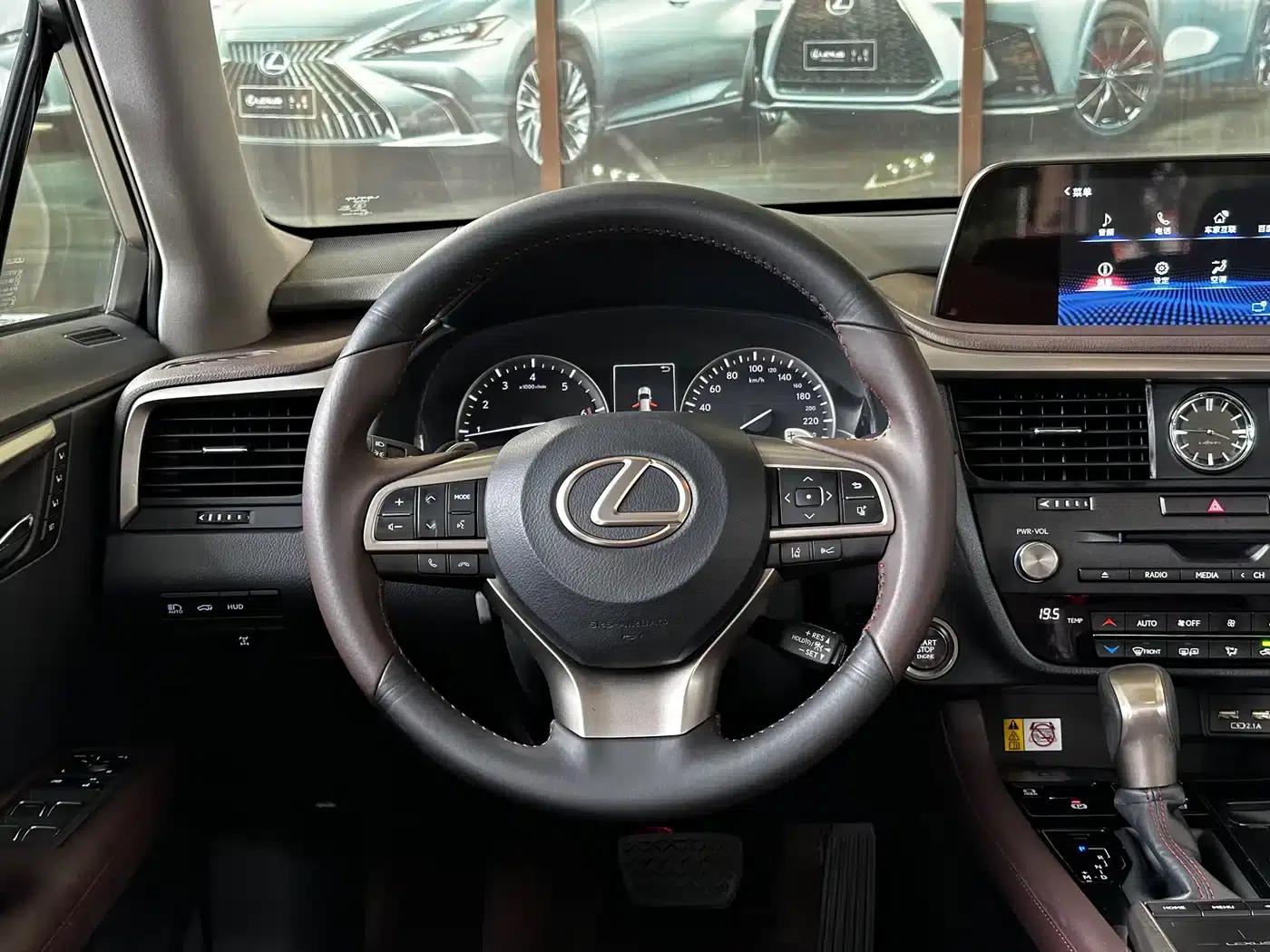 Lexus RX 2020 Facelift 300 AWD Elegant Edition — миниатюра 9