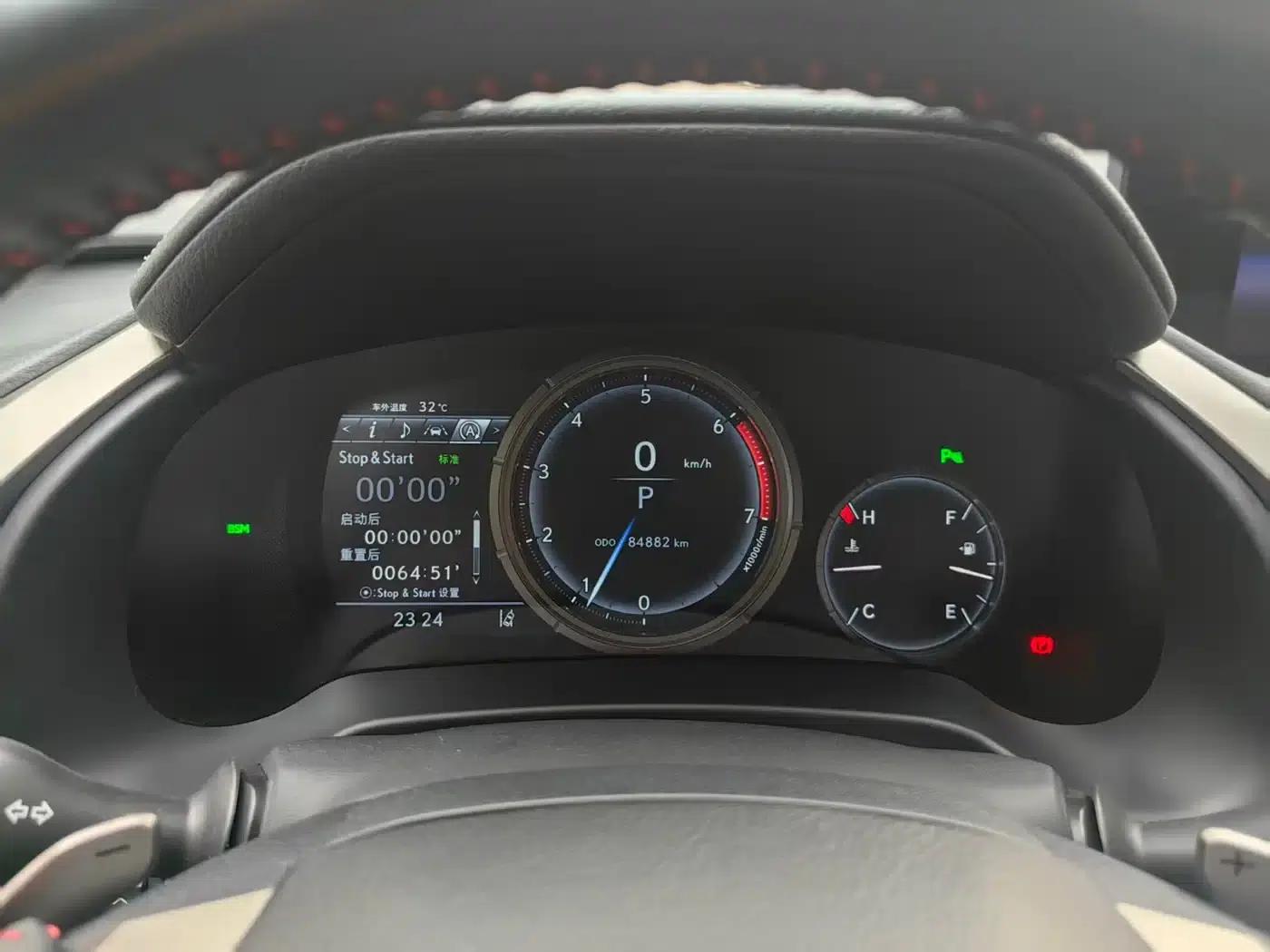 Lexus RX 2016 300 AWD F SPORT Edition (China VI Emission Standard) — миниатюра 24