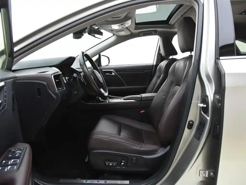 Lexus RX 2020 Facelift 300 2WD Comfort Edition — миниатюра 6