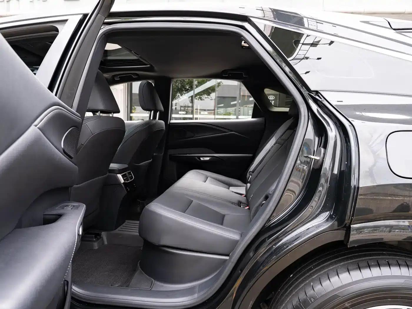 Lexus RX 2025 300 AWD Luxury Edition — миниатюра 10