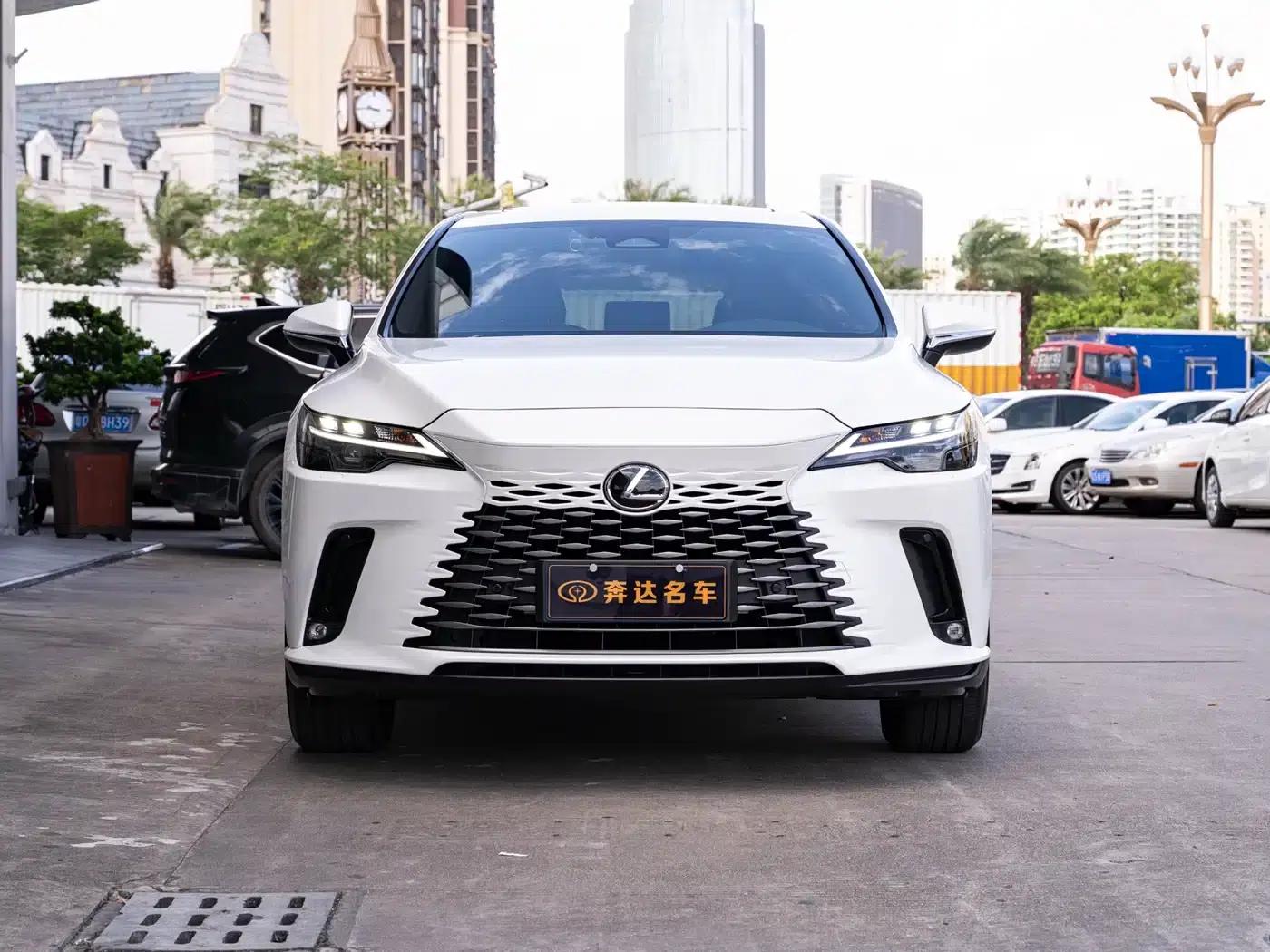 Lexus RX 2026 300 AWD Luxury Edition — миниатюра 2