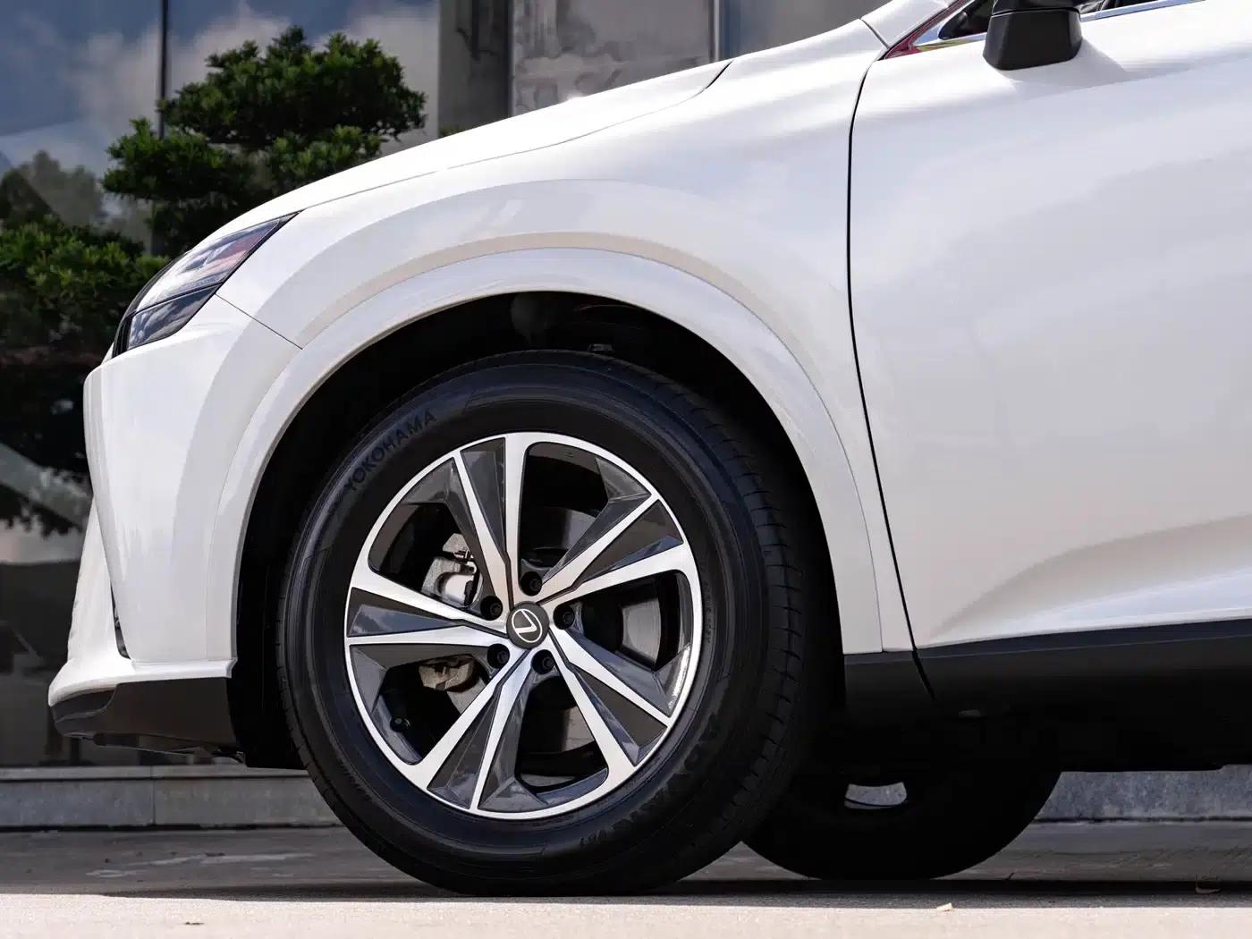 Lexus RX 2026 300 AWD Luxury Edition — миниатюра 8