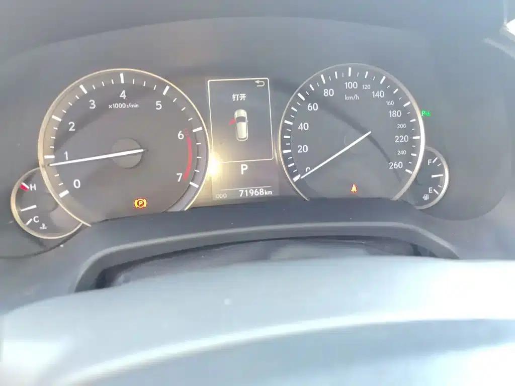 Lexus RX 2016 300 2WD Elite Edition (China V Emission Standard) — миниатюра 5