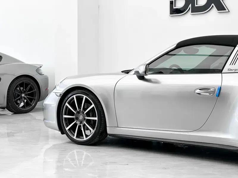 2014 Porsche 911 Targa 4 3.4L — миниатюра 9