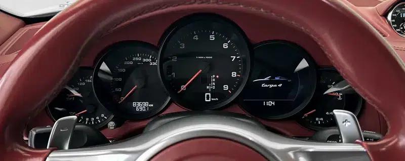 2014 Porsche 911 Targa 4 3.4L — миниатюра 11