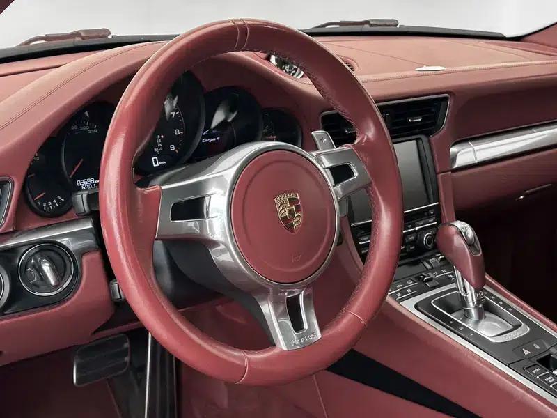 2014 Porsche 911 Targa 4 3.4L — миниатюра 12