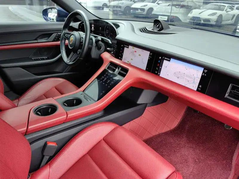 2020 Taycan — миниатюра 19