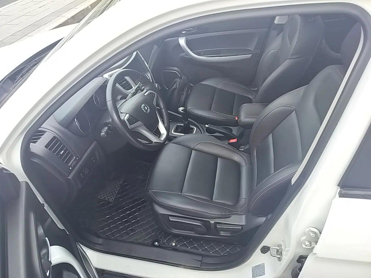 CHANGAN CS35 2016 1.6L Manual Luxury Model China V Standard — миниатюра 18