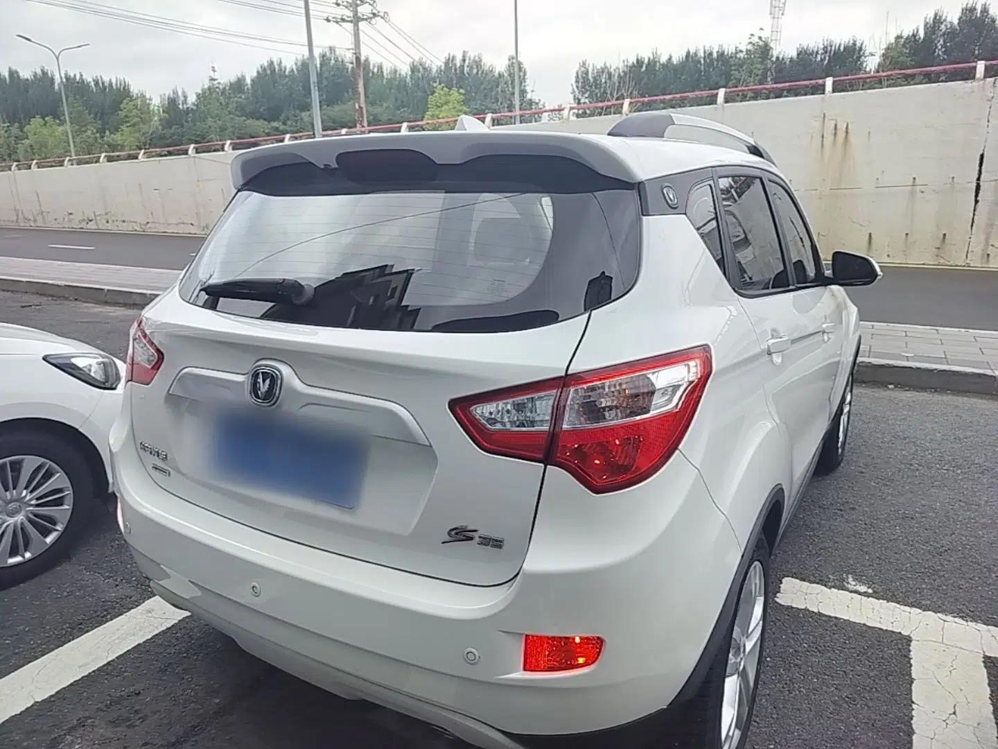CHANGAN CS35 2016 1.6L Manual Luxury Model China V Standard — миниатюра 6