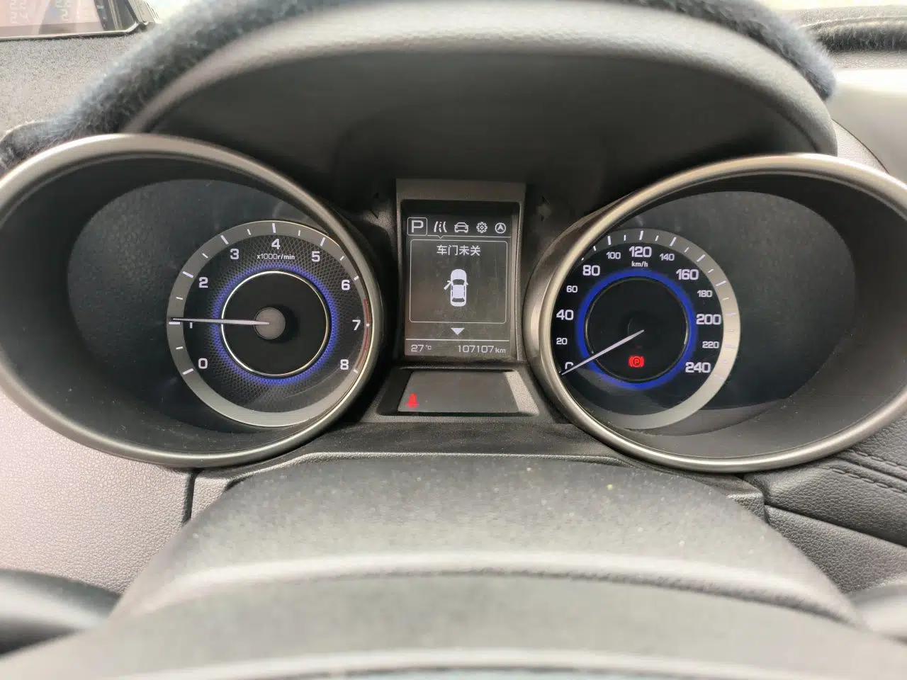 CHANGAN CS35 2017 1.6L Automatic Luxury Model — миниатюра 11