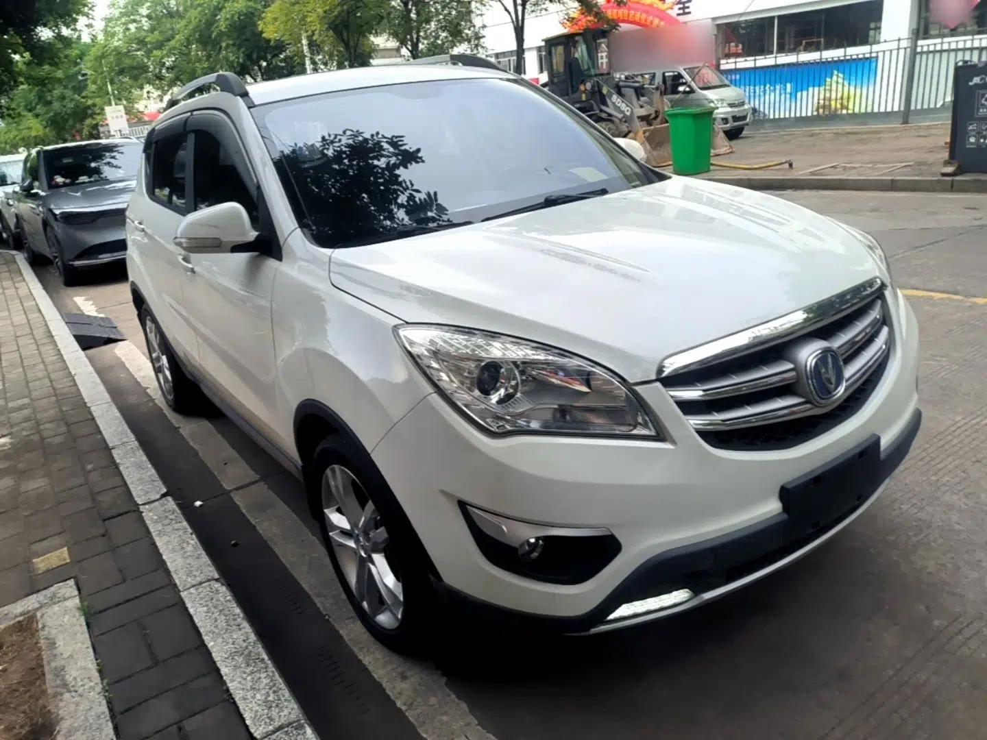 CHANGAN CS35 2016 1.6L Manual Luxury Model China V Standard — миниатюра 3