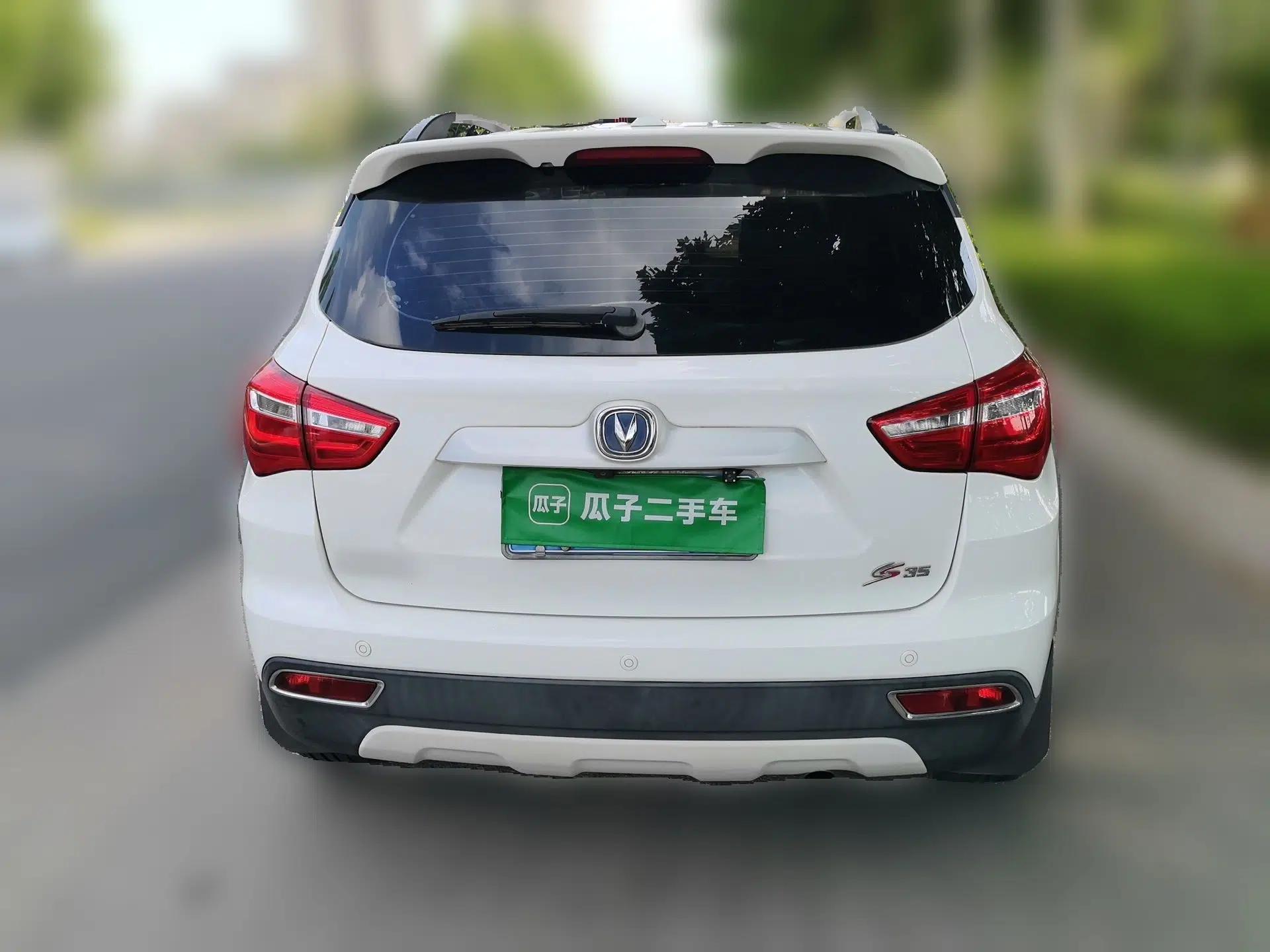 CHANGAN CS35 2017 1.6L Manual Luxury Model — миниатюра 5