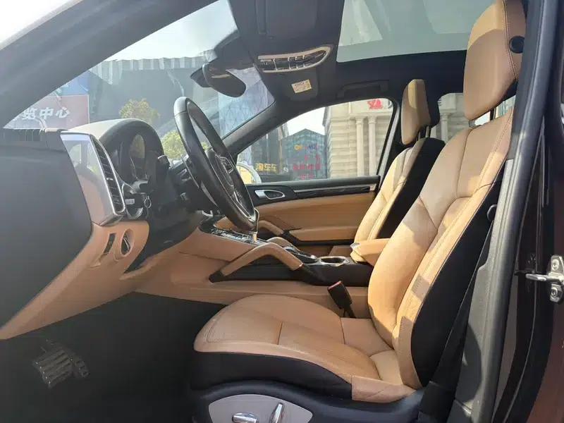 Cayenne E-Hybrid 2015 Cayenne S E-Hybrid 3.0T — миниатюра 13