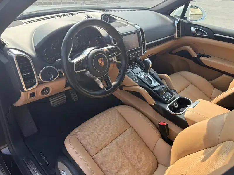 Cayenne E-Hybrid 2015 Cayenne S E-Hybrid 3.0T — миниатюра 16