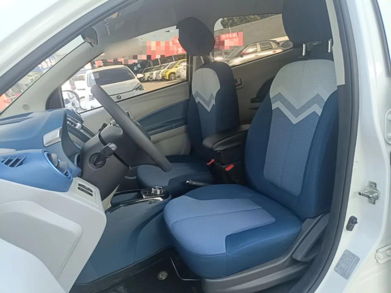 CHANGAN Benni E-Star 2021 National Edition Colorful Version Lithium Iron Phosphate (31.86 kWh) — миниатюра 17