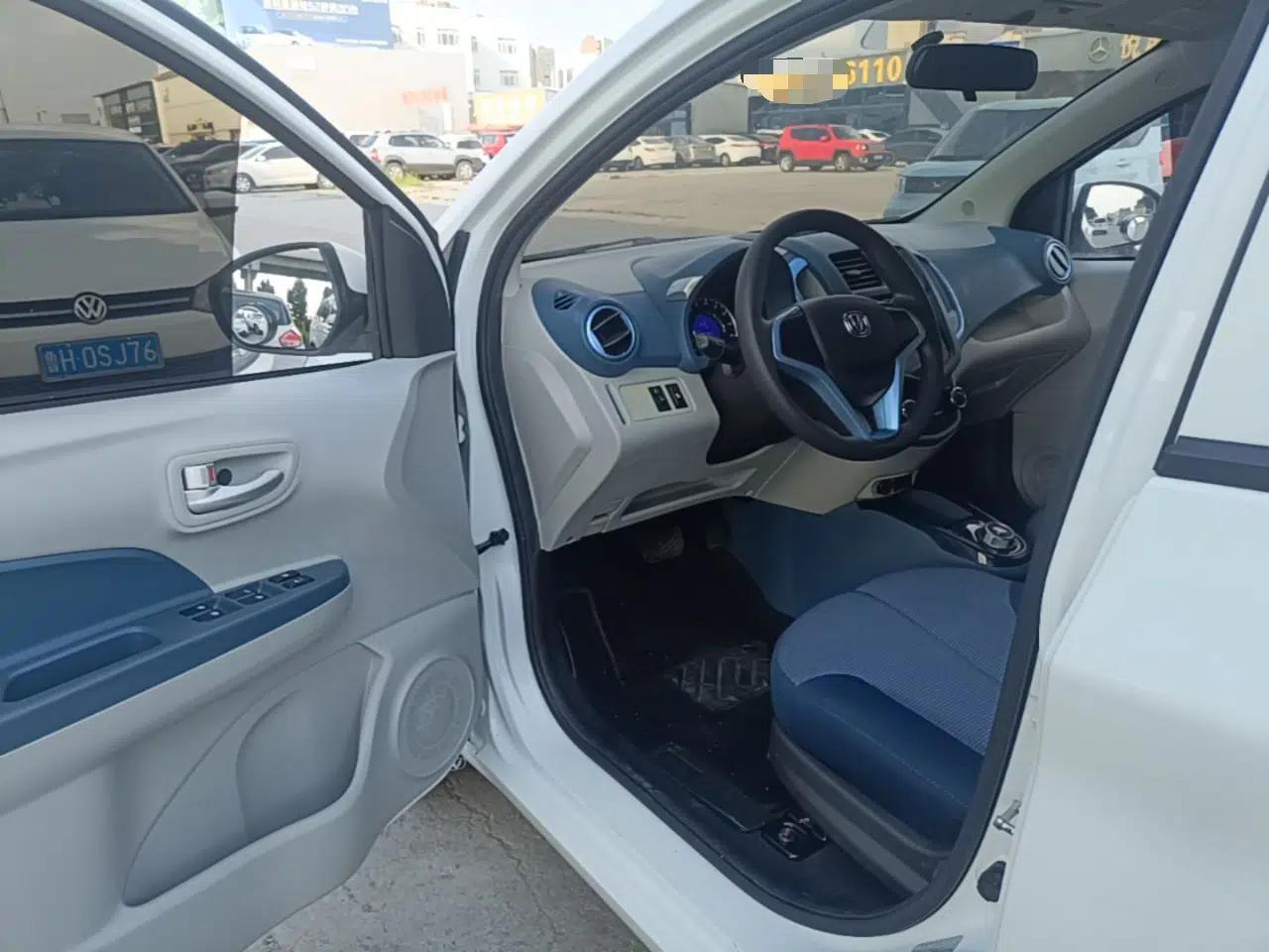 CHANGAN Benni E-Star 2021 National Edition Colorful Version Lithium Iron Phosphate (31.86 kWh) — миниатюра 18