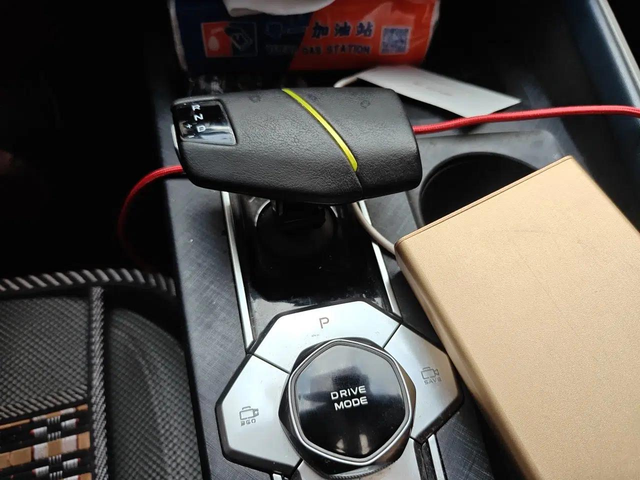 CHANGAN UNI-V iDD 2023 ZhiDian iDD 1.5T 113km Smart & Fun Version — миниатюра 14