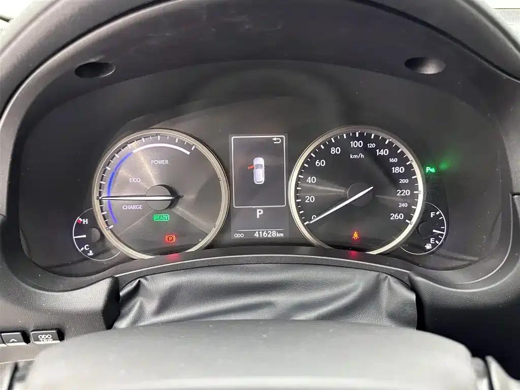 Lexus NX 2020 300h FWD Sport Edition (China VI Emission Standard) — миниатюра 11