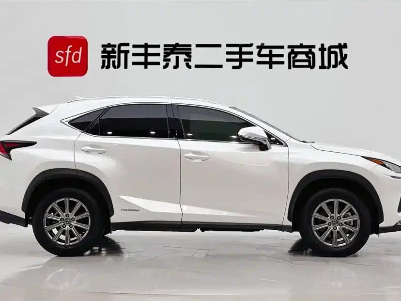 Lexus NX 2020 300h FWD Sport Edition (China VI Emission Standard) — миниатюра 3