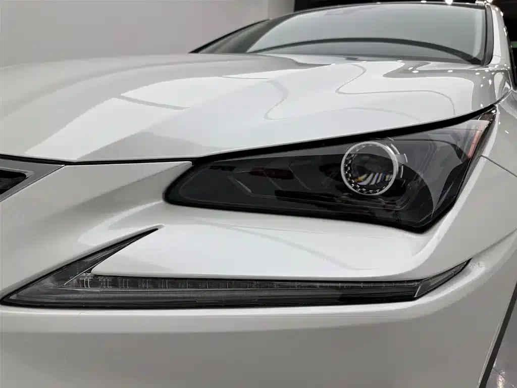Lexus NX 2020 300h FWD Sport Edition (China VI Emission Standard) — миниатюра 30