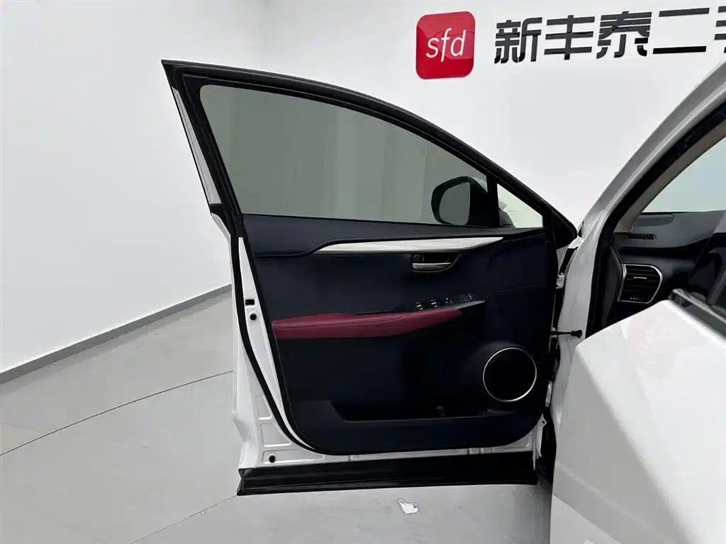 Lexus NX 2020 300h FWD Sport Edition (China VI Emission Standard) — миниатюра 8