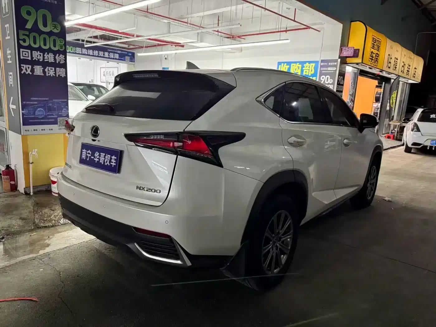 Lexus NX 2020 200 AWD Sport Edition (China VI Emission Standard) — миниатюра 4