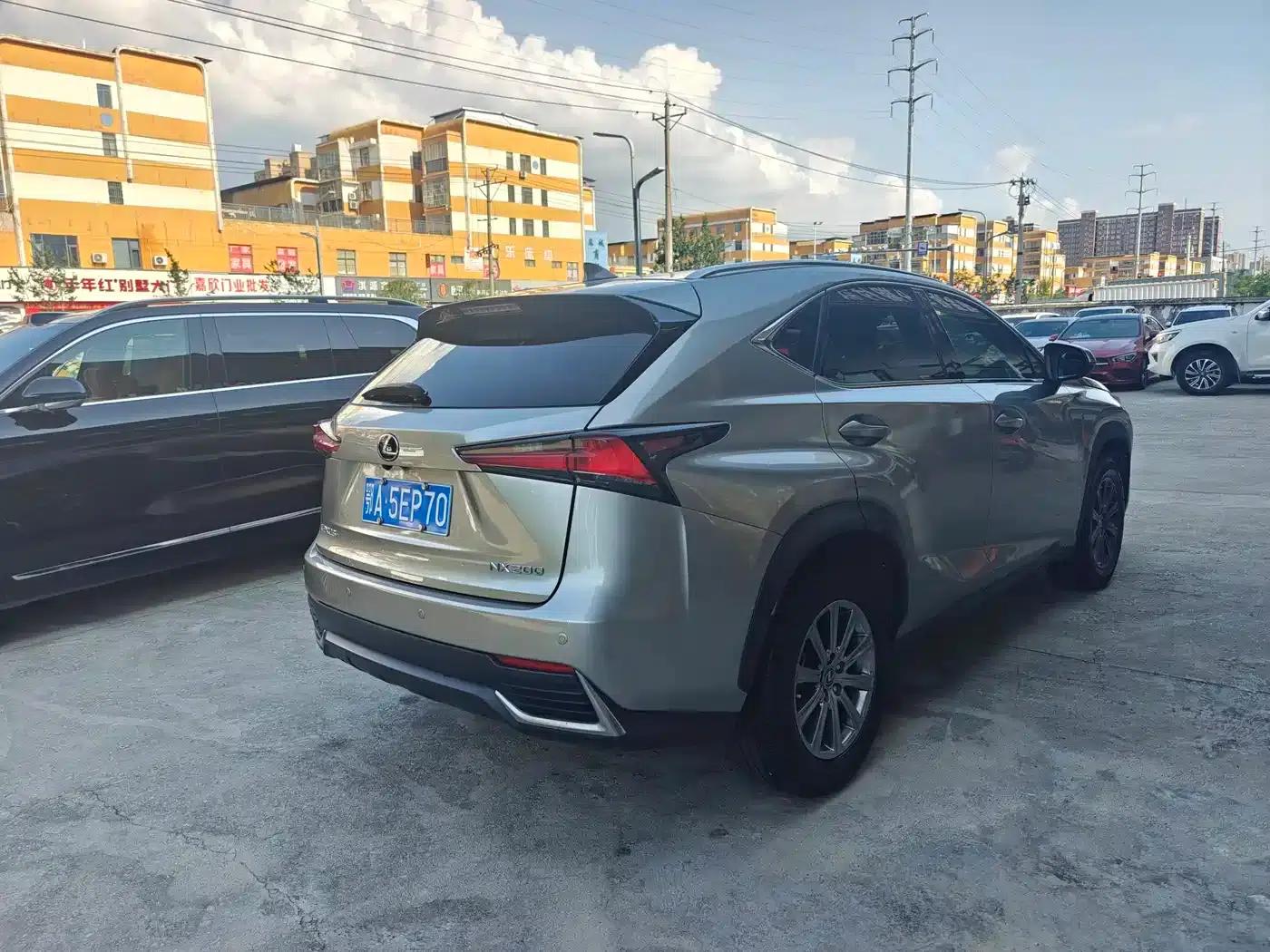 Lexus NX 2018 200 AWD Sport Edition (China V Emission Standard) — миниатюра 4