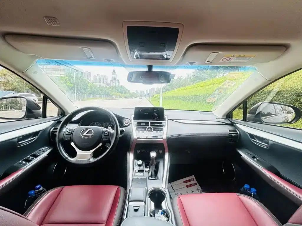 Lexus NX 2018 300 FWD Sport Edition — миниатюра 3