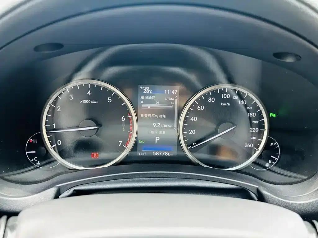 Lexus NX 2018 300 FWD Sport Edition — миниатюра 5