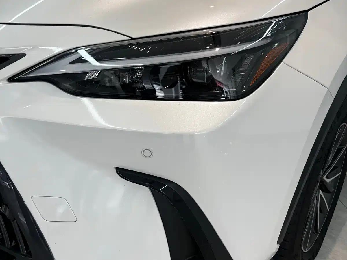 Lexus NX 2023 260 AWD Elite Edition — миниатюра 4