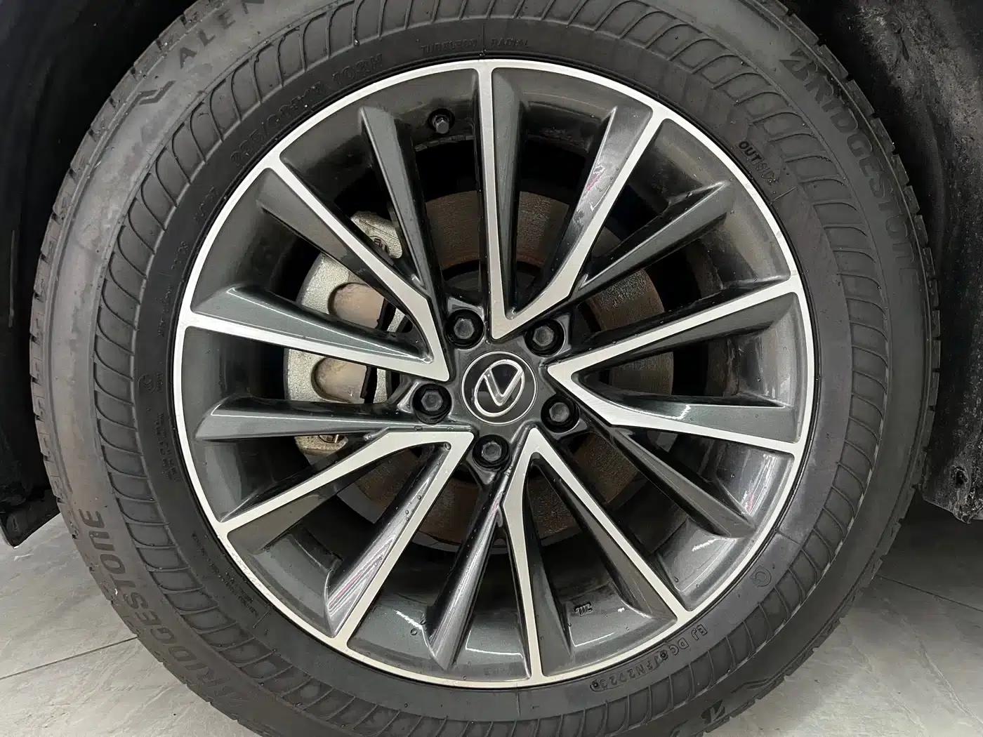 Lexus NX 2023 260 AWD Elite Edition — миниатюра 5