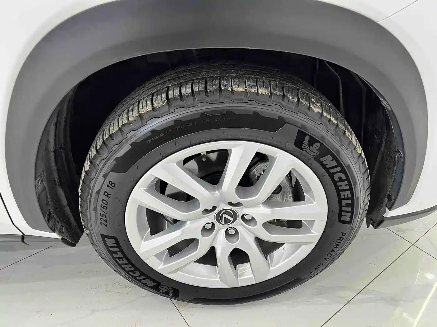 Lexus NX 2020 200 AWD Sport Edition (China VI Emission Standard) — миниатюра 19