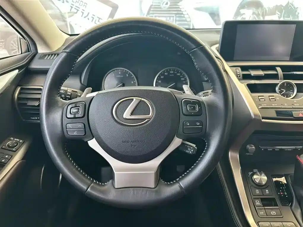Lexus NX 2018 200 FWD Sport Edition (China V Emission Standard) — миниатюра 4