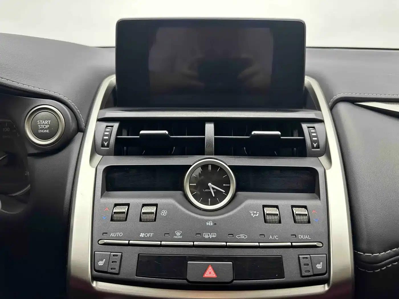 Lexus NX 2020 200 AWD Sport Edition (China VI Emission Standard) — миниатюра 16