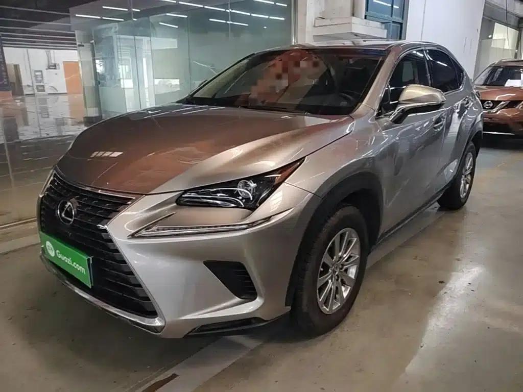 Lexus NX 2017 200 FWD Sport Edition — миниатюра 2