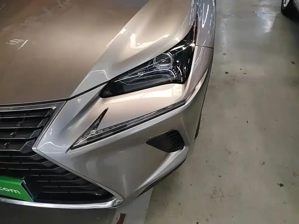 Lexus NX 2017 200 FWD Sport Edition — миниатюра 24