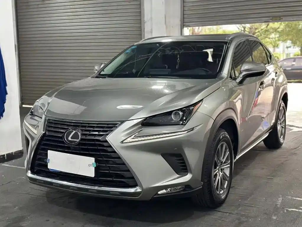 Lexus NX 2020 200 AWD Sport Edition (China VI Emission Standard) — миниатюра 2