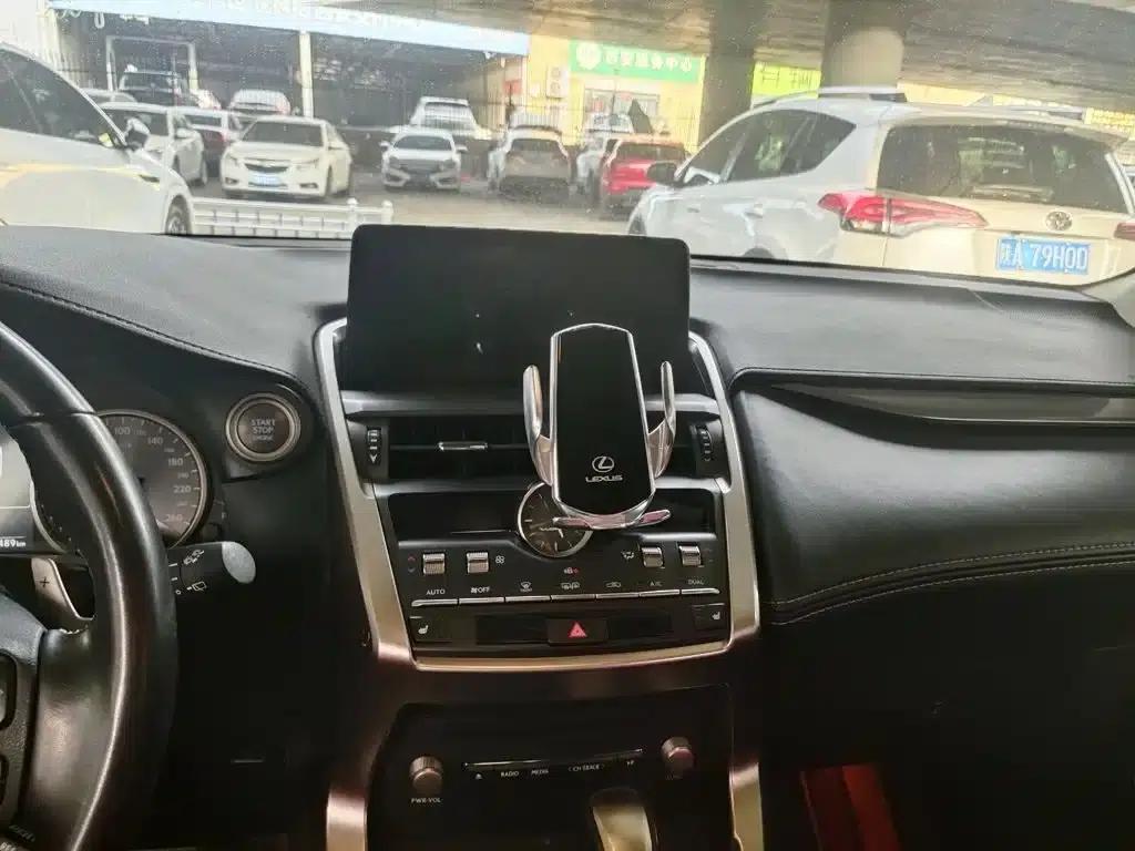 Lexus NX 2020 200 AWD Sport Edition (China VI Emission Standard) — миниатюра 6