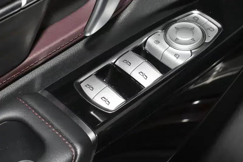 Century 2023 2.0T 7-Seat Luxury Edition — миниатюра 8