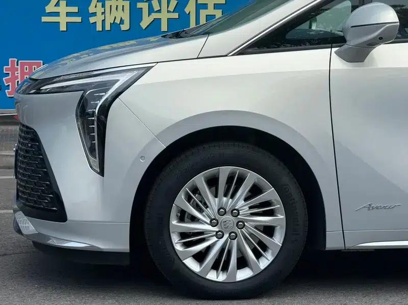 Century 2025 2.0T 7-Seat Luxury Edition — миниатюра 13