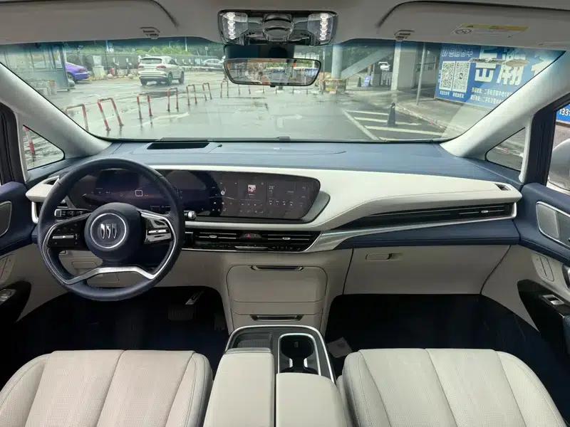 Century 2025 2.0T 7-Seat Luxury Edition — миниатюра 14