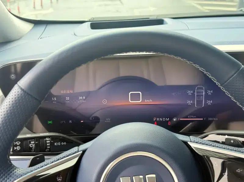 Century 2025 2.0T 7-Seat Luxury Edition — миниатюра 16