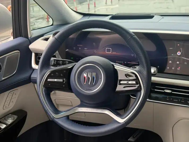 Century 2025 2.0T 7-Seat Luxury Edition — миниатюра 17